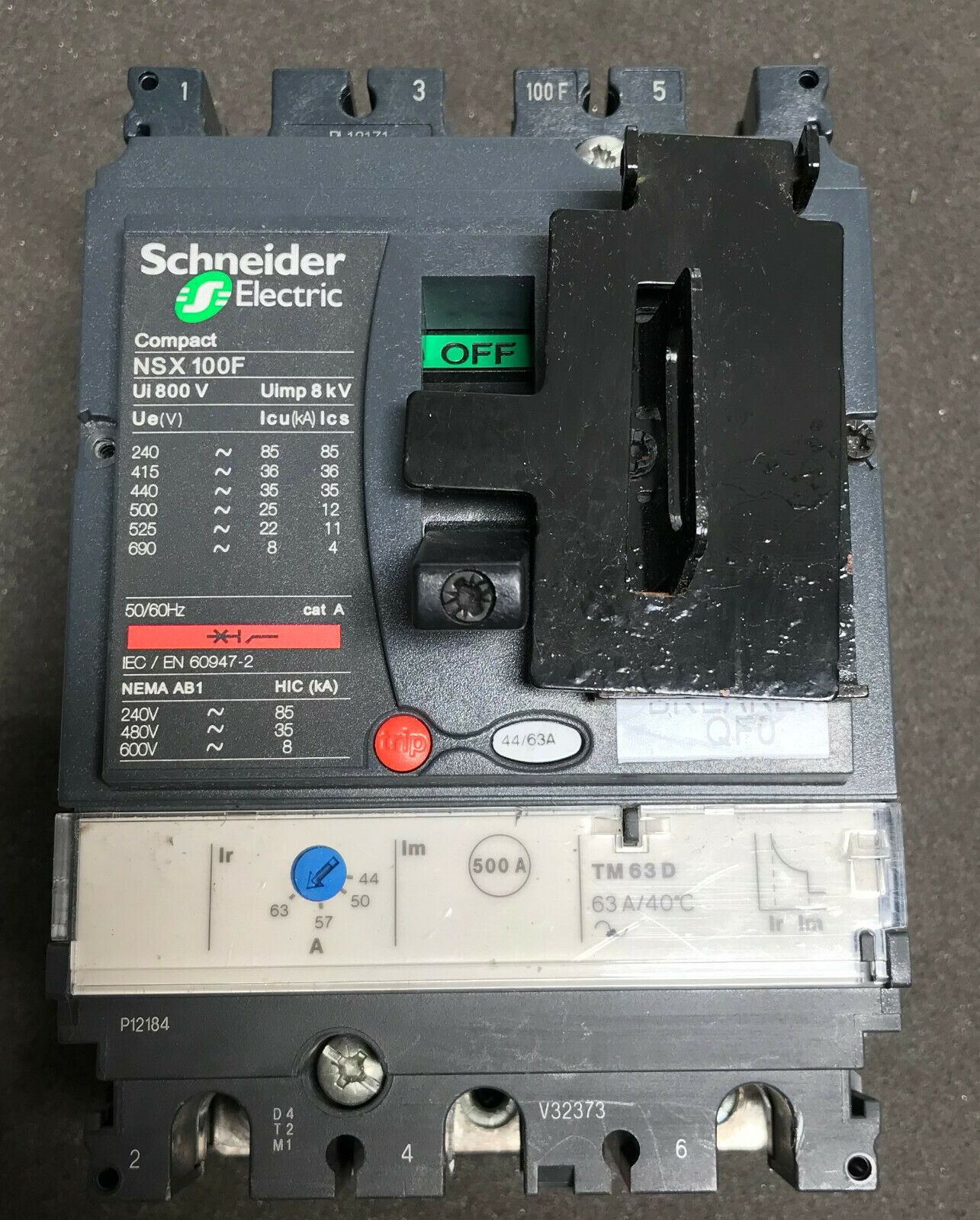 NSX 100F Schneider Electric LV438008 Circuit breaker Compact DC.